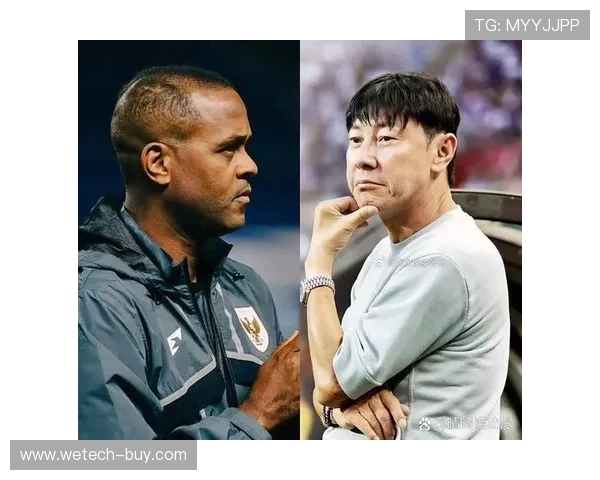 印尼主帅克鲁伊维特赛后情绪失控怒砸椅子眼眶泛红引发关注